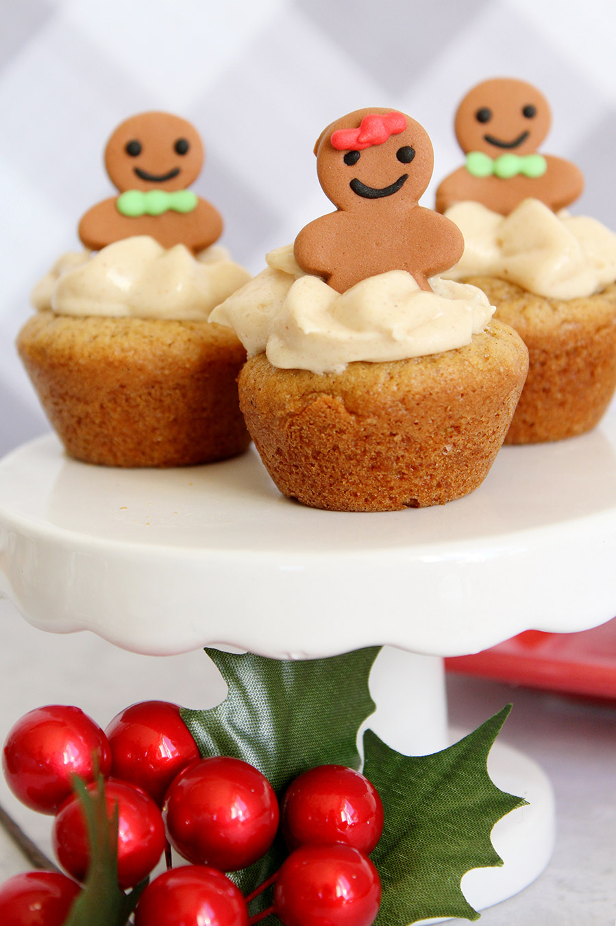 Gingerbread Cookie Cups with Pumpkin Cheesecake Filling - The Busy