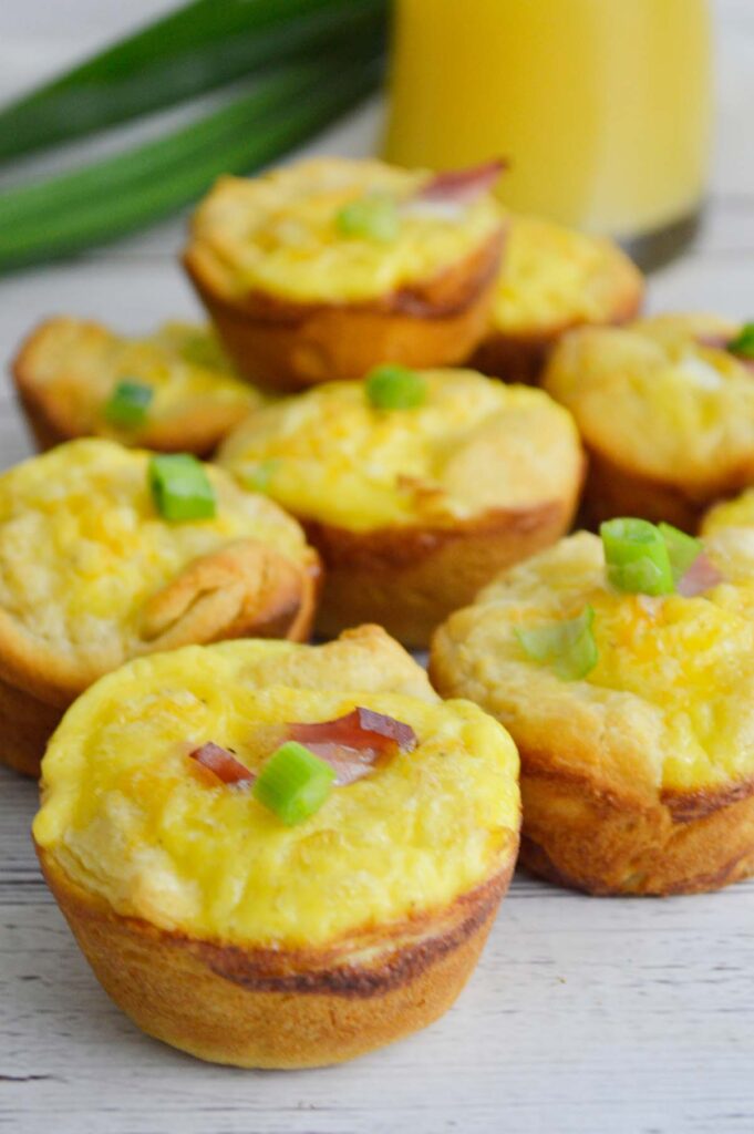 Ham and Cheese Egg Cups (Cheesy Egg Muffins) - Give me a fork